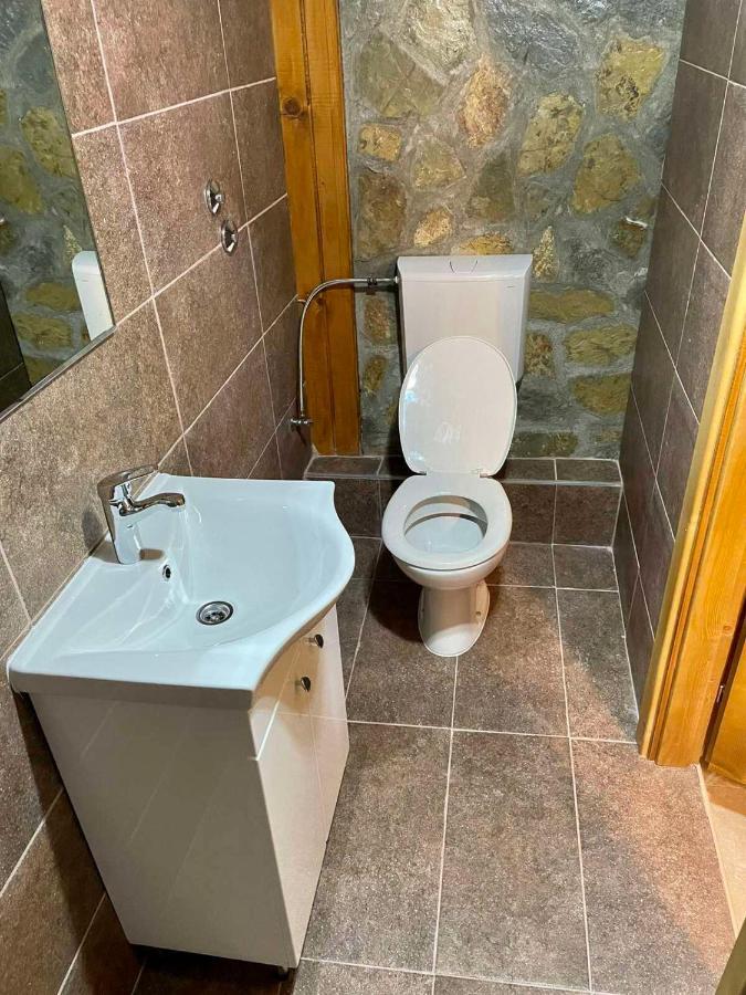 Kula Nekovic Bed & Breakfast Gusinje Екстериор снимка