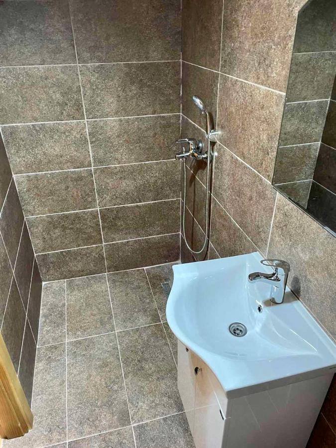 Kula Nekovic Bed & Breakfast Gusinje Екстериор снимка
